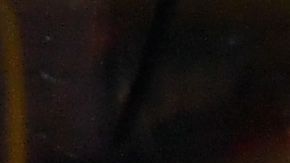 Una tienda en NY muestra los premios de la lotería.