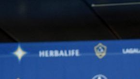 Giovani dos Santos gana cuatro veces más que Zlatan con Los Angeles Galaxy. (Foto: Harry How/Getty Images)