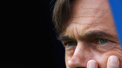 El holandés Phillip Cocu dejó de ser el técnico del Fenerbahce turco. (Foto: Dean Mouhtaropoulos/Getty Images)