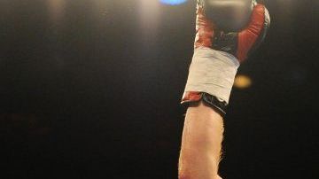 Rocky Fielding, el británico que busca noquear al Canelo. (Foto: Nathan Stirk/Getty Images)