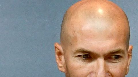 Zinedine Zidane renunció a la dirección técnica del Real Madrid tras conquistar su tercer Champions League consecutiva