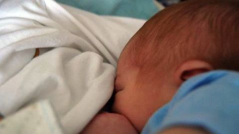 La madre adolescente reside en Momostenango, Totonicapán. (Archivo)