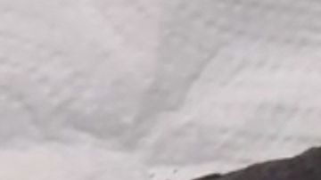 El meteorito cabe en la palma de la mano.