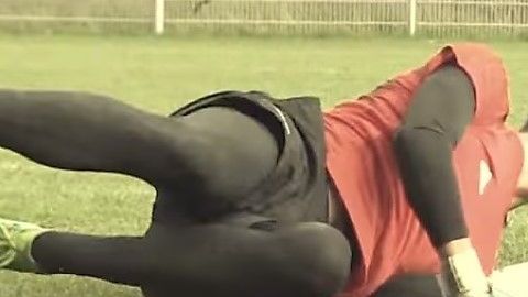 El portero mexicano Pablo Sisniega juega para la Real Sociedad B.