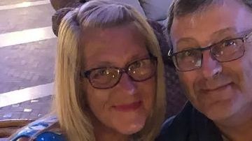 David Humphries junto a su esposa Lynda.