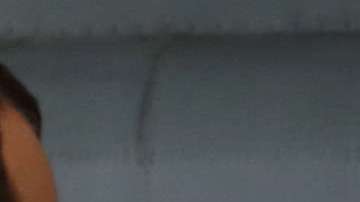 Trump saludando a la alcaldesa Carmen Yulín Cruz, al visitar la isla en octubre 2017