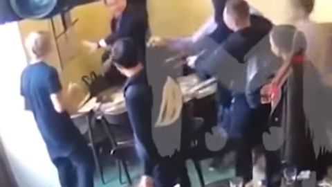 Alexandr Kokorin y Pável Mamáev agredieron a dos funcionarios al interior de una cafetería