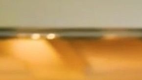 Esta novia no puede dejar de llorar al escuchar la voz de su padre.