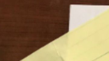 La donación anónima que recibió una profesora.