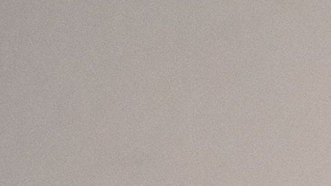 Los bancos son más difíciles de encontrar en población de bajos ingresos. /Shutterstock