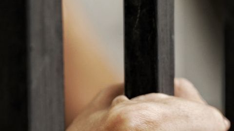 El juez consideró que a pesar de haber sido víctima, no tenía derecho de matar.