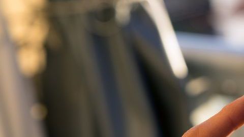 En WhatsApp se pueden tener buenos modales.