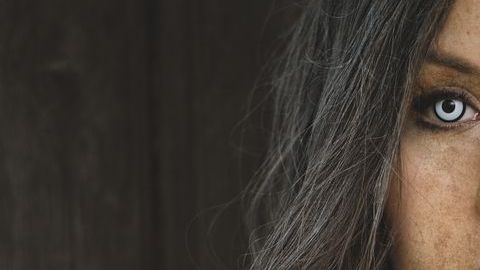 Podrías causarle severos daños a tu vista.