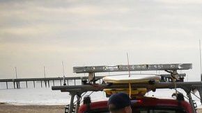 Algunas personas pudieron votar incluso en la playa.