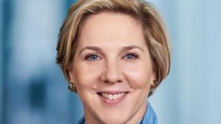 Robyn Denholm, la nueva CEO de Tesla, quien  ya formaba parte de la junta directiva