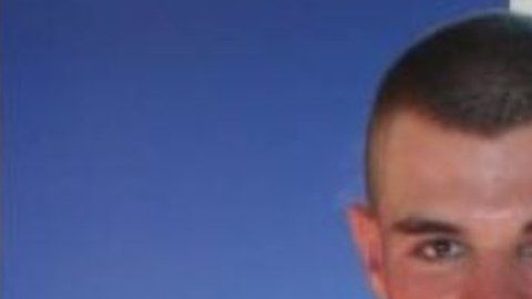 Ian David Long prestó servicio en el Cuerpo de Marines.