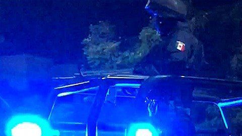 Policías en el área de la detención de Ángel Humberto Chávez Gastélum. EFE