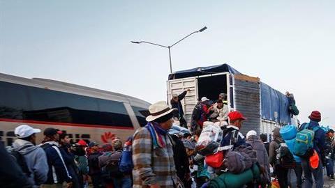 Los migrantes avanzan por territorio mexicano.