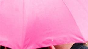 Emma Coronel ha evitado a a la prensa en el exterior de la corte de Brooklyn.