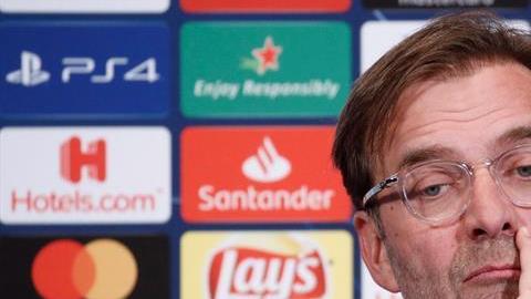 El entrenador del Liverpool, el alemán Jürgen Klopp durante una rueda de prensa en París, Francia.
