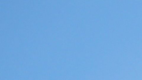 Lin-Manuel Miranda eufórico con su estrella en Hollywood. EFE