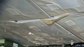 El astronauta Ricky Arnold filma en la Estación Espacial Internacional.