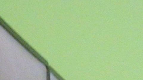 Anthony Scinta con su premio de lotería.