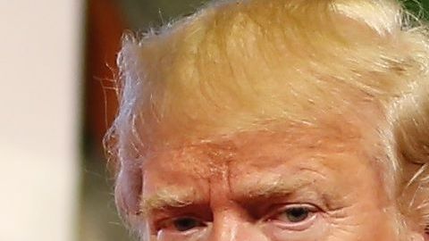 El presidente Donald Trump tuvo respuesta del primer ministro Imran Khan.