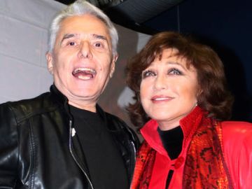 Enrique Guzmán y Angélica María (además de Alberto Vázquez y César Costa) se presentan en Chicago el 17 d enoviembre.
