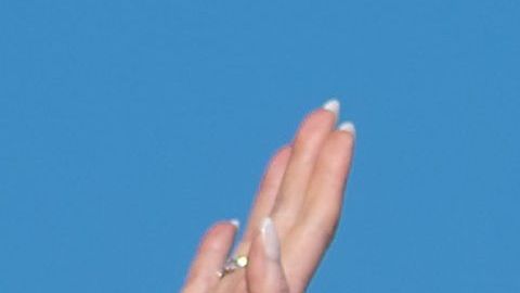 La primera dama se lanza a la política con mensaje antes de las elecciones