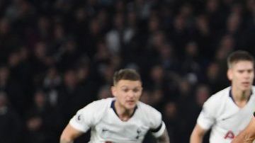 Raúl Jiménez anotó este sábado en la derrota del Wolverhampton ante el Tottenham. (Foto: Ross Kinnaird/Getty Images)