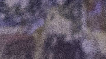 Josh Harder se dirige a los votantes en Modesto, California.