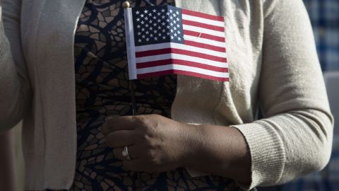 USCIS revisa aplicaciones de todos los inmigrantes como "de primera vez".