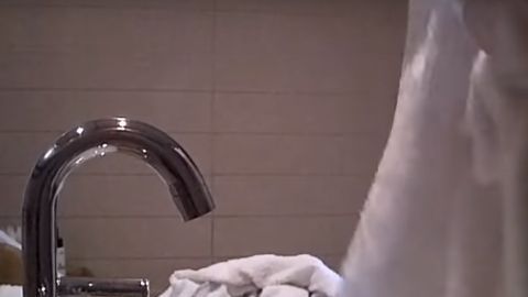 El proceso antihigiénico se repite en varios hoteles.