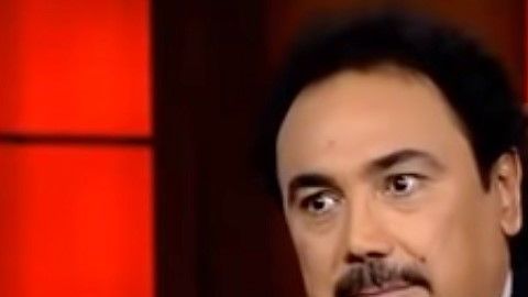 Hugo Sánchez se defiende de las burlas en España.