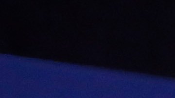 El gobernador de Illinois J. B. Pritzker también asistió a la fiesta, pero su portavoz dice que se fue a las 10:15 pm.