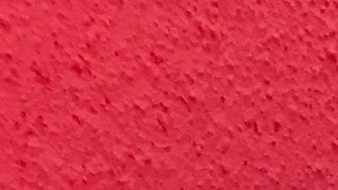 Patrick Diamond y Jesús Ríos en la terraza de uno de los departamentos remodelados en equipo.