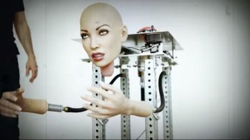 Autoblow es el nombre de este revolucionario robot.