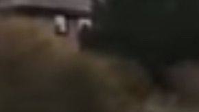 Partido de fútbol entre niños del condado de Ceredigion, Gales, Reino Unido.