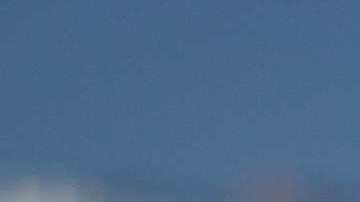 Los niños responden de manera muy diferente a la exposición al calor en comparación con los adultos, lo que significa que tienen un mayor riesgo de enfermedades por calor, especialmente los bebés.