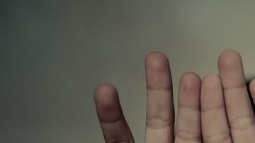 Durante 5 años, padre y madrastra abusaron de Daniel "para corregirlo".