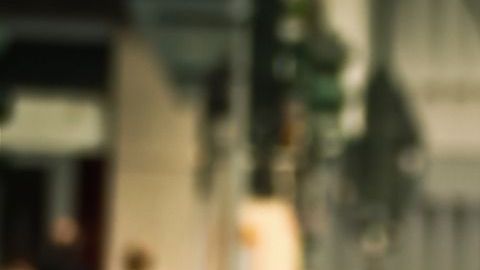 Pese al frío, al taxista no le importó esperar horas para devolver algo que no era suyo.