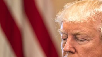 Trump divulgó el estudio el "Black Friday" esperando que fuera omitido por la prensa