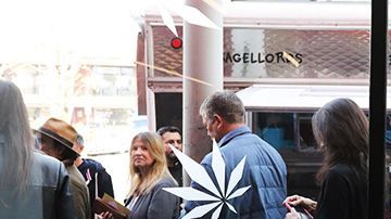 Activistas y funcionarios de California prometen dar batalla contra toda acción federal contra la marihuana.