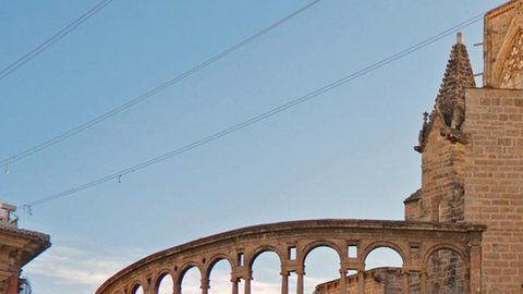 Se cree que el Santo Grial está en la Catedral de Valencia.