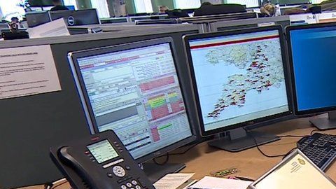 A Kaitlyn le habían enseñado a llamar a emergencias.