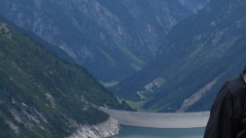 104773017_6728032c-c2d2-407a-a2e2-3cb4577ea21d