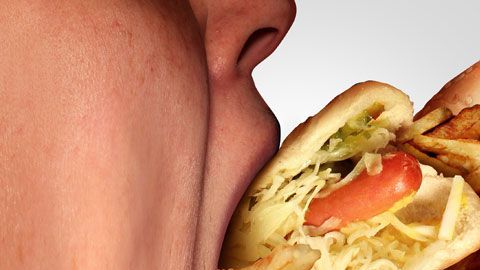 ¿Por qué nos cuesta tanto resistirlos?