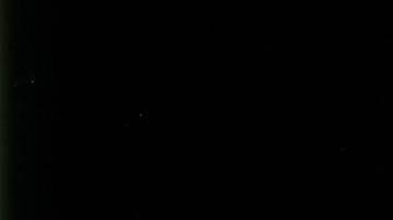 104880782_earthrise1