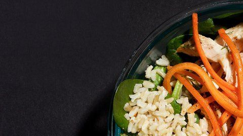 Quienes padecen PKU tienen que observar su dieta.